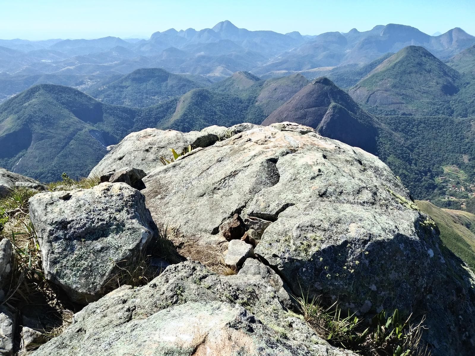 Pedra Mãe D'água - PARNASO