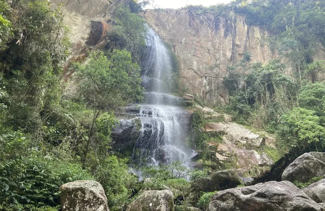 Cachoeira Véu de Noiva - PARNASO